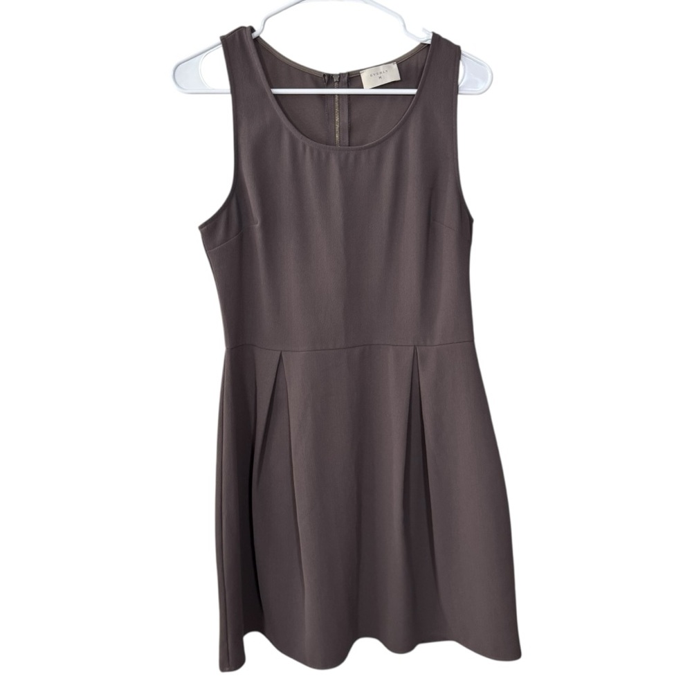 Everly Anthropologie Sleeveless Dress Size Medium
